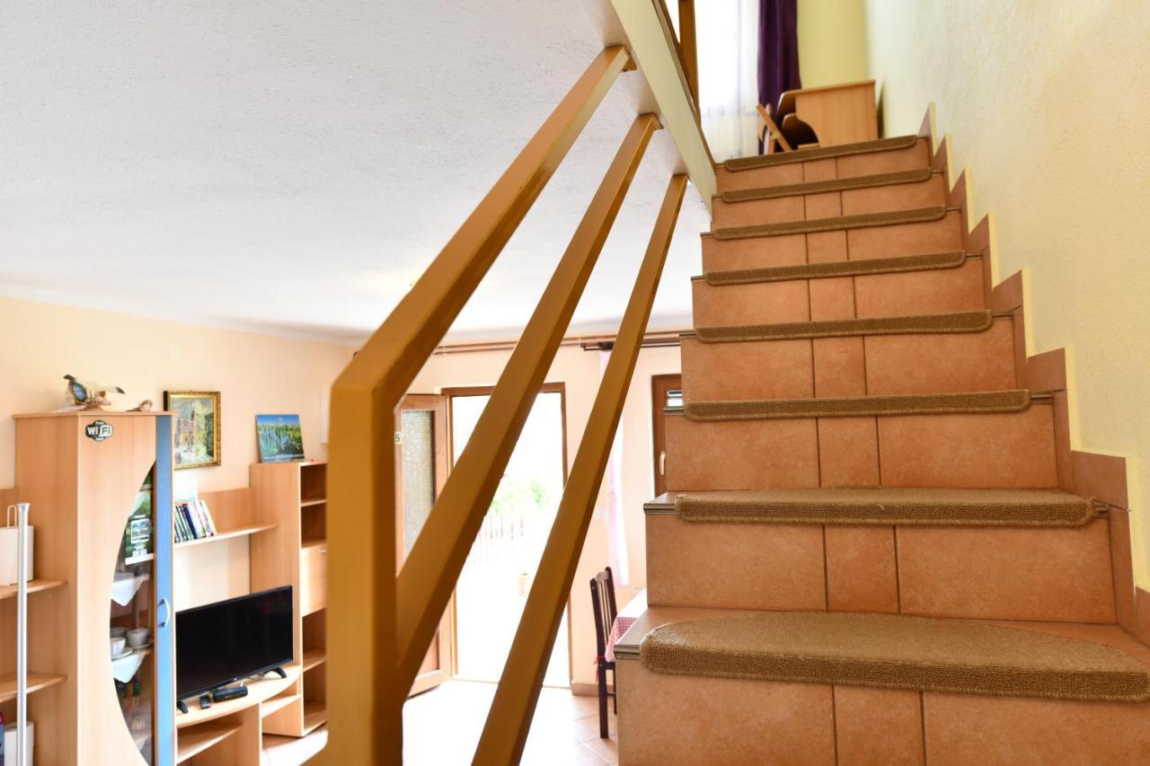 Guesthouse Ante Hodak Селище Дрежницько Екстер'єр фото